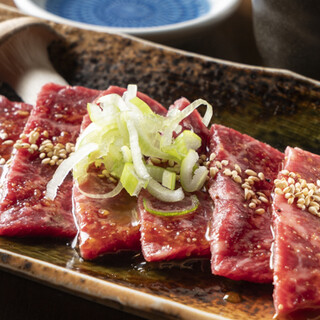 黒毛和牛焼肉と本格もつ鍋 山樹_1