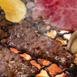 黒毛和牛焼肉と本格もつ鍋 山樹_2