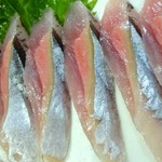 冠着 - 新秋刀魚刺し