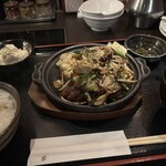 黄金屋 - 