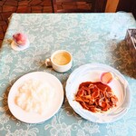 シャンティ - ■ ランチ A：ポークソテー、1,200円