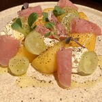 座standbar Base - 柿とシャインマスカット生ハムのカプレーゼ