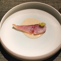 蒼 - 相模湾さかな人長谷川さんより神経締めのしまあじの藁焼き、お米と尼崎のヴィネグレットソース