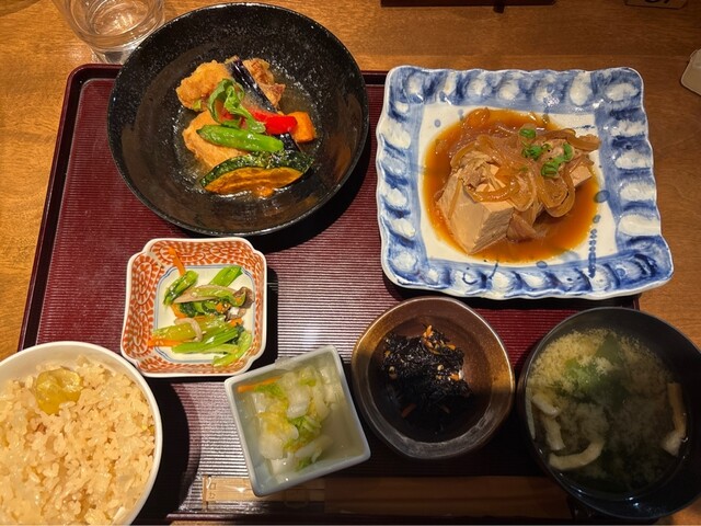 Tora Fuku Aoyama Honten