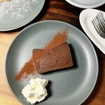 mi:ne - ショコラテリーヌ   