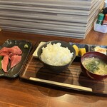 ゆう凪 - 生本マグロ刺身定食