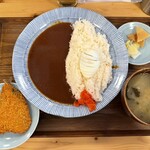 大衆食堂みゆき - カレー＋アジフライ