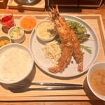 食堂ゑむ-emu- - プリプリ有頭海老フライ￥1580
