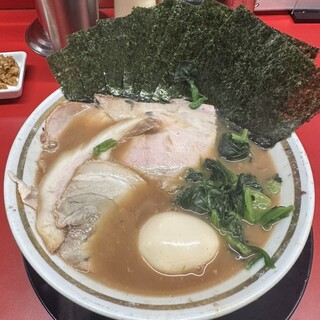 家系ラーメン 王道家直伝 との丸家_0