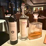 37 Steakhouse & Bar - 