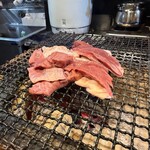 つぼやホルモン - 