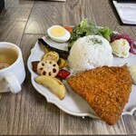 オールデイ ダイニング - 