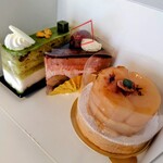 ケー・ポッシュ 南台店 - 奥からブランピスターチ、シュルプリーズ、タルトタタン