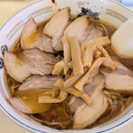 鈴福 - 料理写真:ニンニクチャーシューメン。