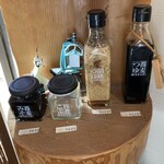 手打蕎麦 わくり - お店で出してるつゆとか売ってる