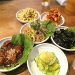 韓味一 朴邸 - キムチ・ナムル・チャプチェ・韓国海苔