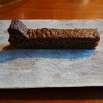 レストラン ナズ - ヘーゼルナッツケーキ