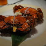 メゾン・ド・ユーロン - 蒸し上がった上海蟹（手前オス・奥メス） 2014.11.2x