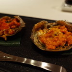 メゾン・ド・ユーロン - 丸ごと上海蟹の姿蒸し 左メス 右オスの食べ比べ 2014.11.2x