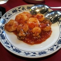 横浜中華街 重慶飯店 本館 - 休日ランチ_エビとミニモンゴウイカのチリソース炒め