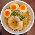 博多拉坦麺まるたん - 