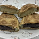 竹英  - 中には餡とさつまいもが入っています