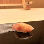 鮨 八咫烏 - 九絵