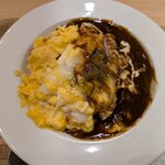 ベリーベリースープ - 料理写真:ふわとろデミグラスオムライス