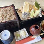 登喜和 - 料理写真:野菜天ざるそば