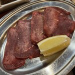 サヤ川 - 〆塩タン