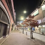 鮨 八咫烏 - 新橋からこちらの方向へ