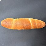 リヨンスィーツ - 塩バターパン(切った後撮りました)