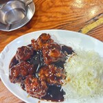 翔軼屋 - 鶏の黒酢炒め