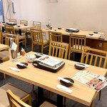 しゃぶしゃぶ すき焼き 食べ放題 和牛と豚 - 