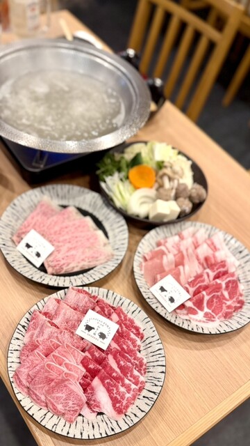 Shabushabu Sukiyaki All you can eat Wagyu to Buta Kintetsu Nara Ekimae Ten