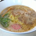 グッディ - 豚骨ラーメン900円
