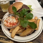 CENTER4 HAMBURGERS - 