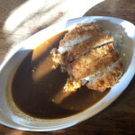 喫茶チロル - カツカレー（980円）