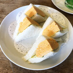 喫茶チロル - 玉子サンドハーフ（450円）