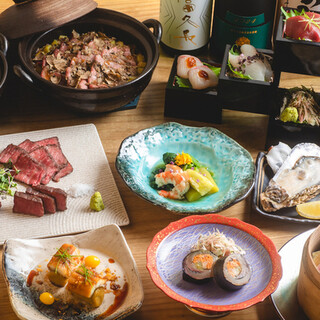 旬の食材を丁寧に素直に。お飲み物も豊富に揃えています