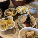 ごはん家 豆豆菜菜 - 