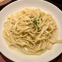 白金Baru - ワイン蒸しの残り汁でパスタ
