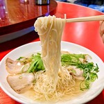 揚子江ラーメン 名門 - チャーシューメン