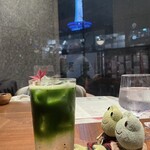 Pub & Grill 7 TAPS TAVERN - 