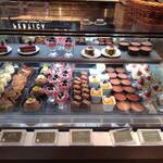 イタリアン リゾート ペルティカ - 