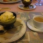 洋食レストラン 倉坂 - アイスクリームとチャイ