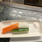 餃子の店 もも - 野菜スティック嬉しい