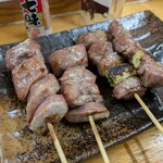 もつ焼でん - タン　カシラ