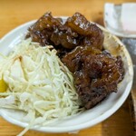 もつ焼でん - 煮込み　油ソース