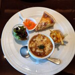 CAFE AUX BACCHANALES - 